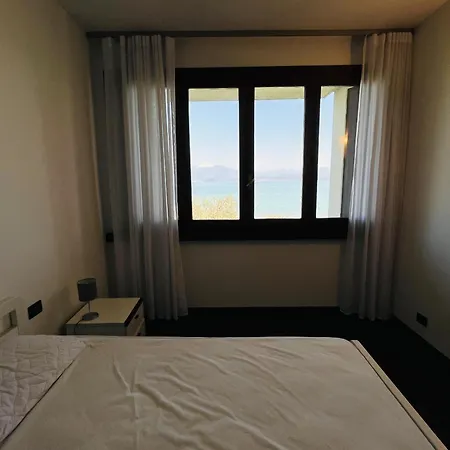 Διαμέρισμα Residenza 13 *