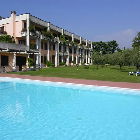 Residenza 13 *